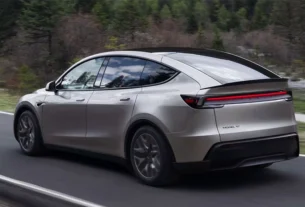 تسلا تطلق سيارة جديدة ( TESLA Y L) لإنعاش مبيعاتها في أميركا